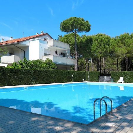 Apartment Parco Hemingway-1 By Interhome Lignano Sabbiadoro Dış mekan fotoğraf